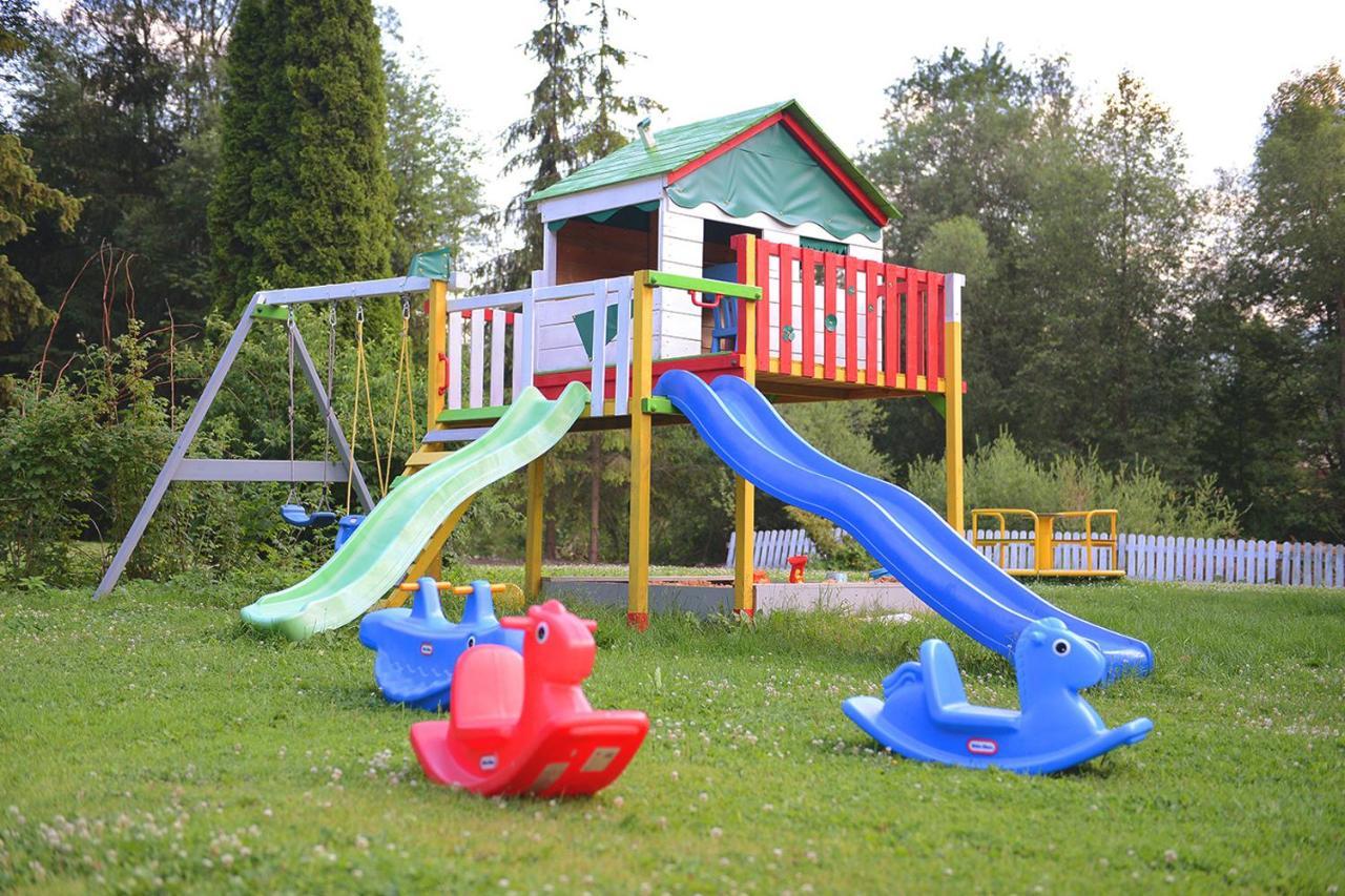 Hotel Dw Paryzanka Poronin Exterior foto